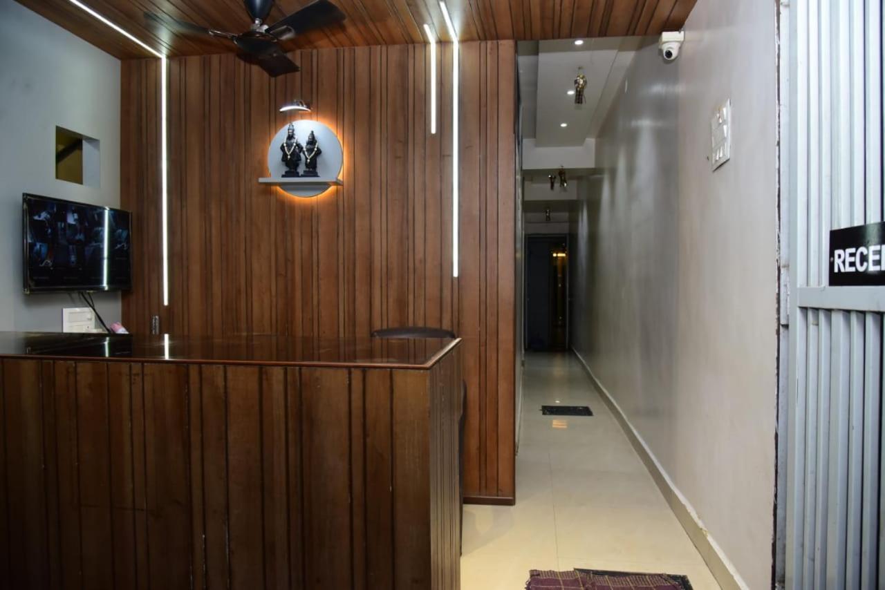 Nivant Lodge Solapur Exterior photo